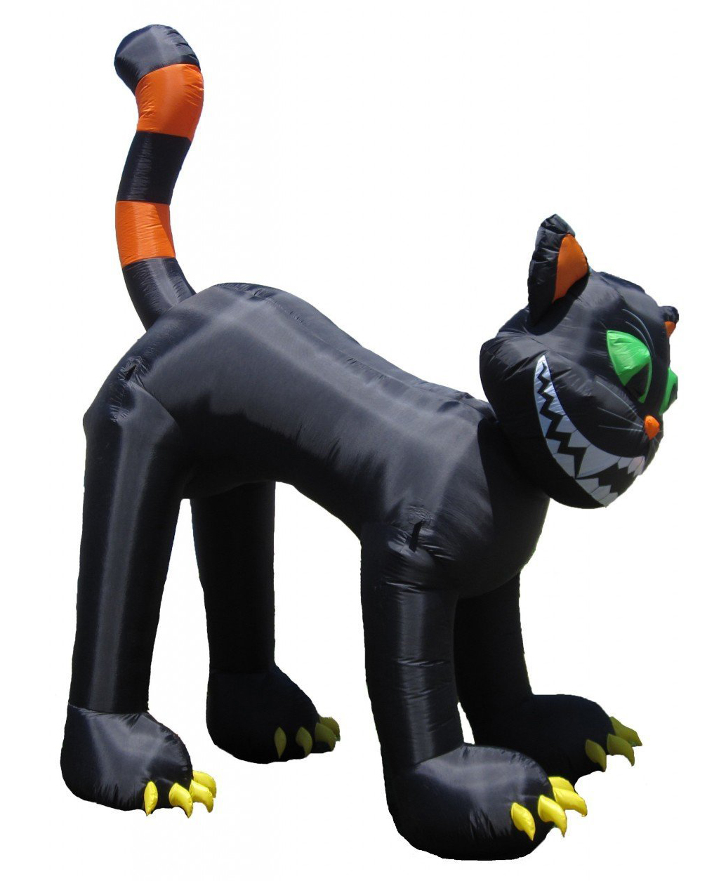 Cat-themed Halloween Decorations: Giant Halloween inflatable cat for your lawn 