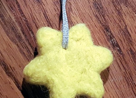 photo-7b---Felted-star-with.jpg
