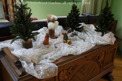 Seasonal Decorations_2020-11_tomten and fox.jpg